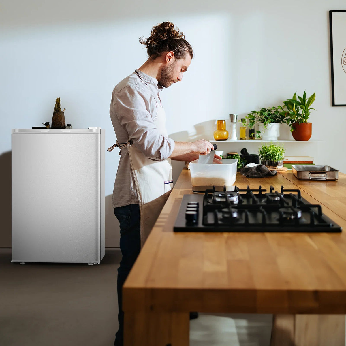 KNDKO 3.2Cu.ft Upright Freezer With Removable Shelves And Adjustable Thermostat - Silver
