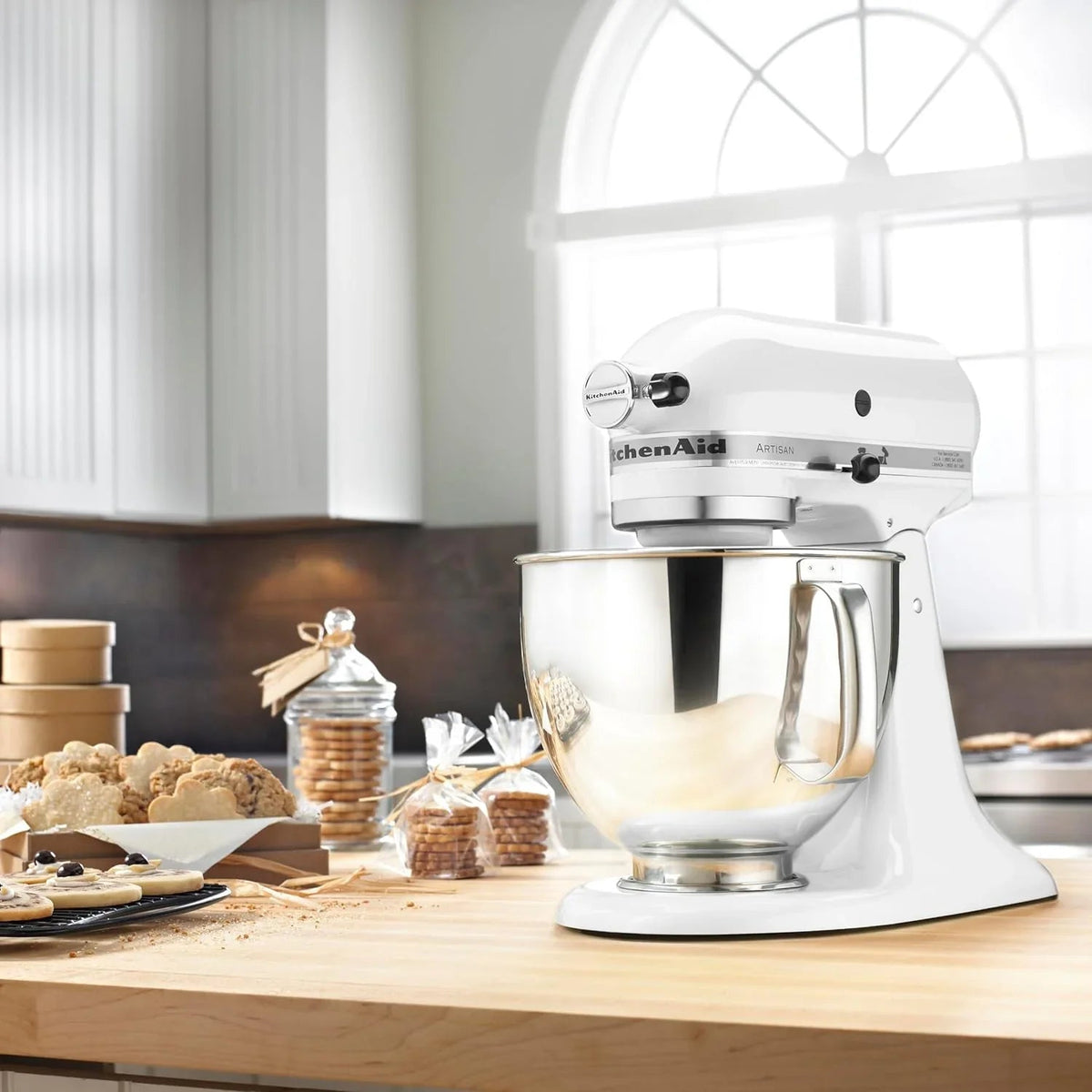 KitchenAid Artisan Series 5 Quart Tilt-Head Stand Mixer